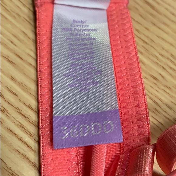 NWT Secret Treasures t- shirt bra size 36DDD - Picture 4 of 6